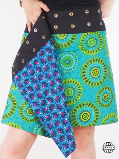 jupe ethnique reversible motif fantaisie originale pour femme taille reglable avec bouton pression