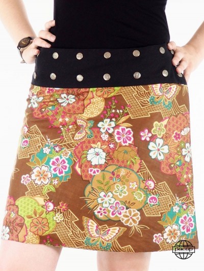 Brown skirt with floral pattern and metal button