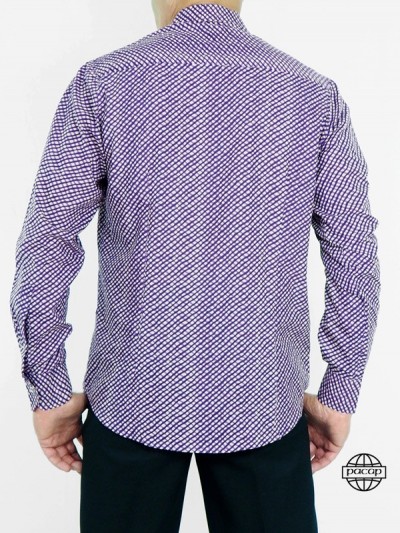 Chemise  homme violette décontractée motif à carreaux.