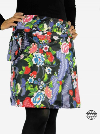Straight denim skirt with floral print zipper