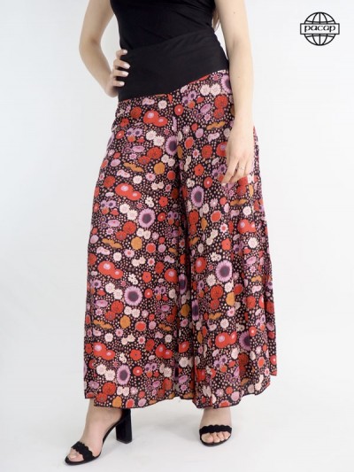 Flowering trousers, wide trousers, flared pants, summer pants, red trousers, pink pants.