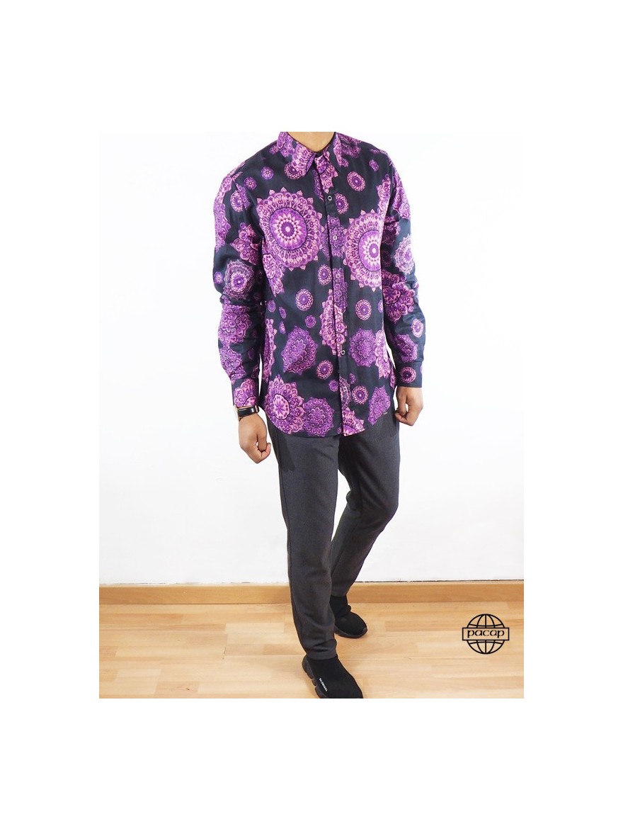 chemise noire et violette motif mandala homme