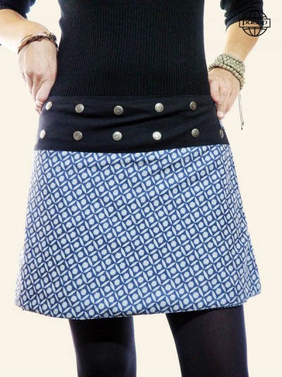 jupe courte bleue imprimé géometrique ceinture bouton pression en coton jupe fendue, coupe portefeuille