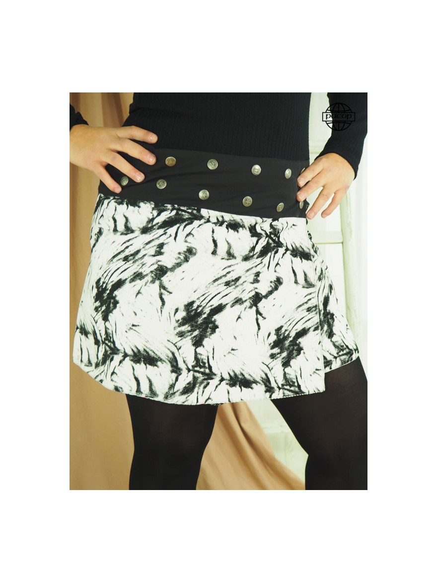 Wrap skirt with wide belt, original motif
