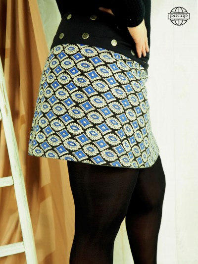 Short wrap skirt with geometric pattern