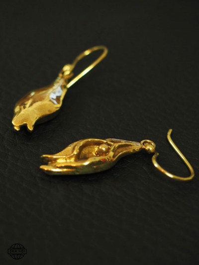 Boucle d'oreilles indiennes en laiton brass dorée forme oreilles