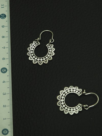 Fancy vintage wedding earrings