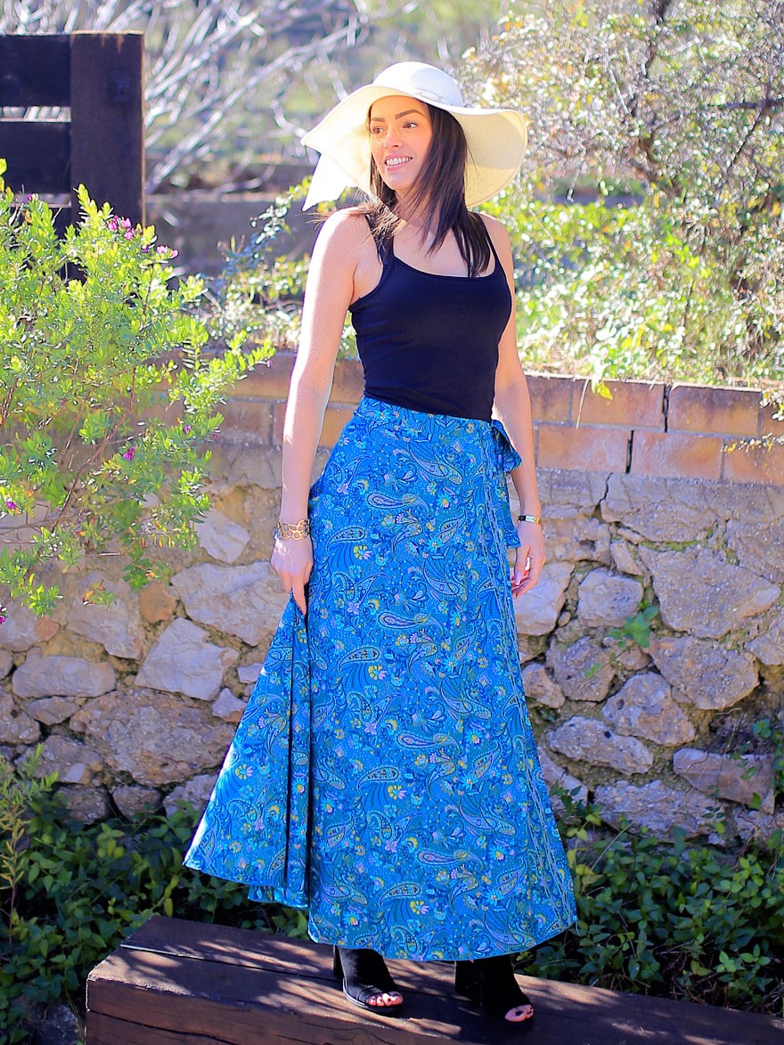 long skirt with a pleated tie for women