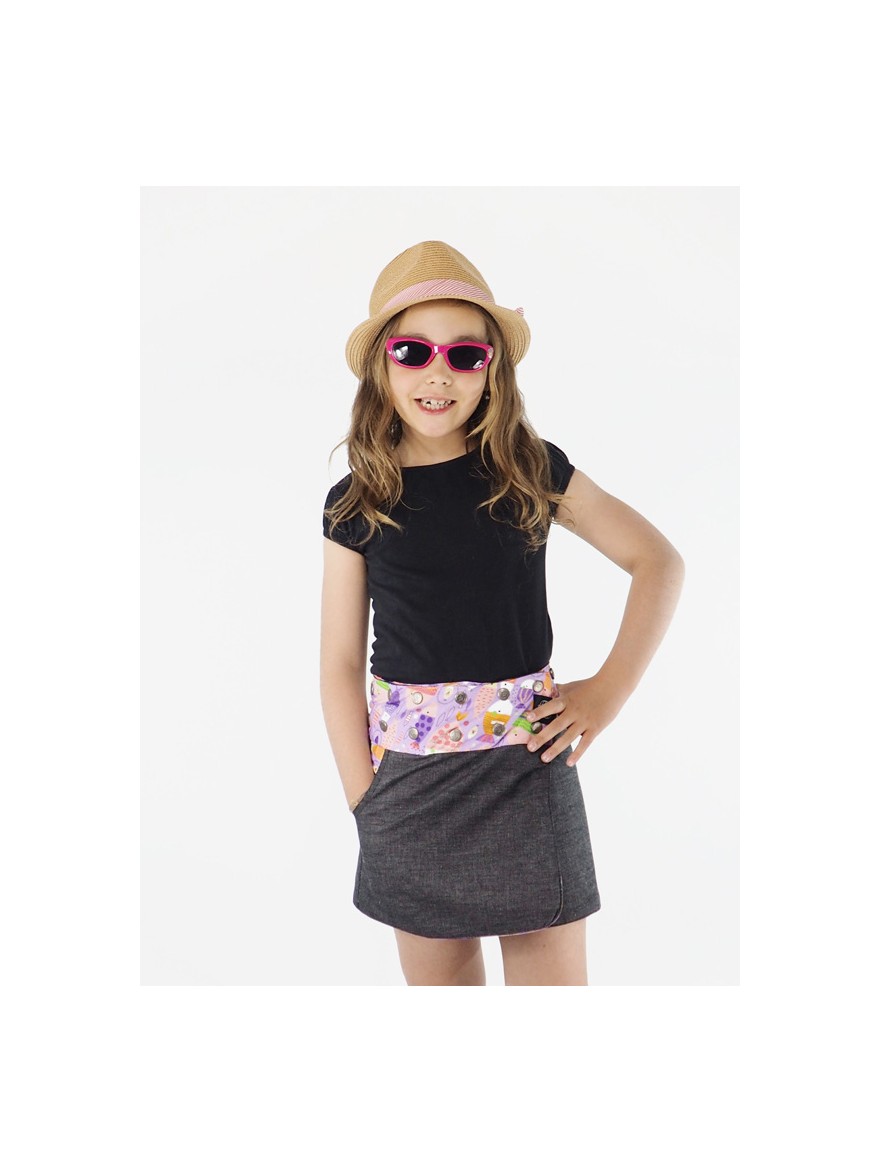 Short reversible fish print skirt for girls, chic and classy clothing