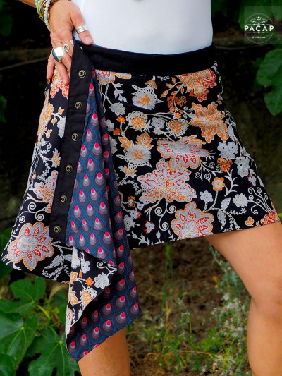 2 in 1 reversible wrap skirt with flower and geometric design in navy blue