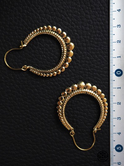 medium gold earrings