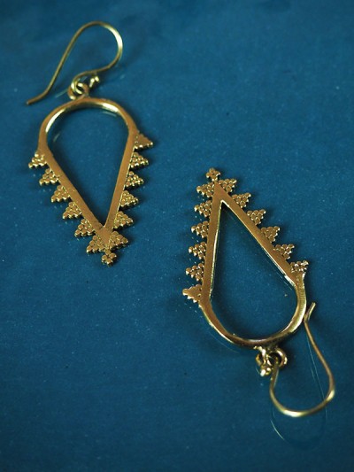 tribal gold earrings