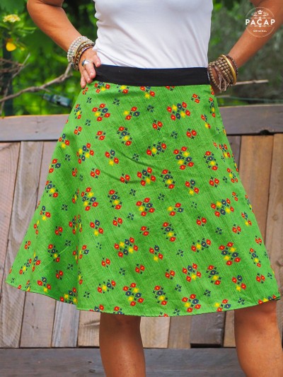 jupe à nouer, jupe verte, jupe portefeuill, jupe à fleurs, jupe imprimée, jupe taille fine, jupe verte