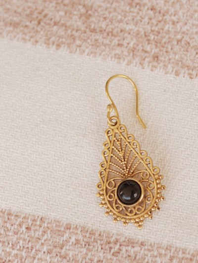 Boucle d'oreille pour femme pierre naturelle onyx noir pour force et sagesse