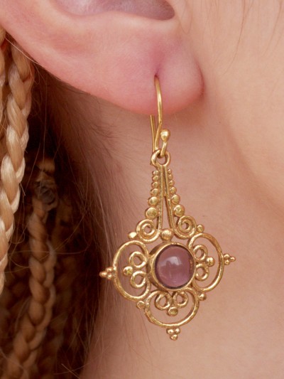 Oriental Indian style gold earring natural stone Amethyst