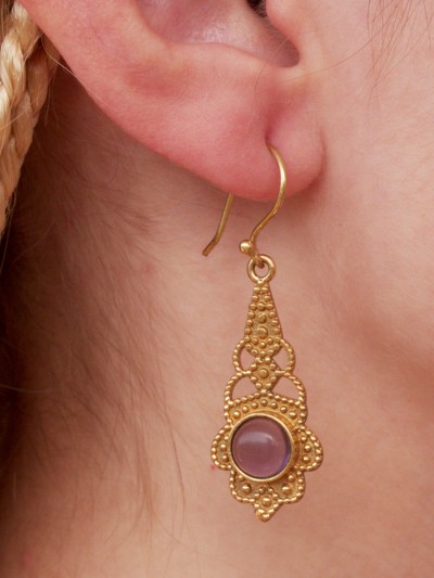 Women's gold earrings with purple gemstone Amethyst chariote style