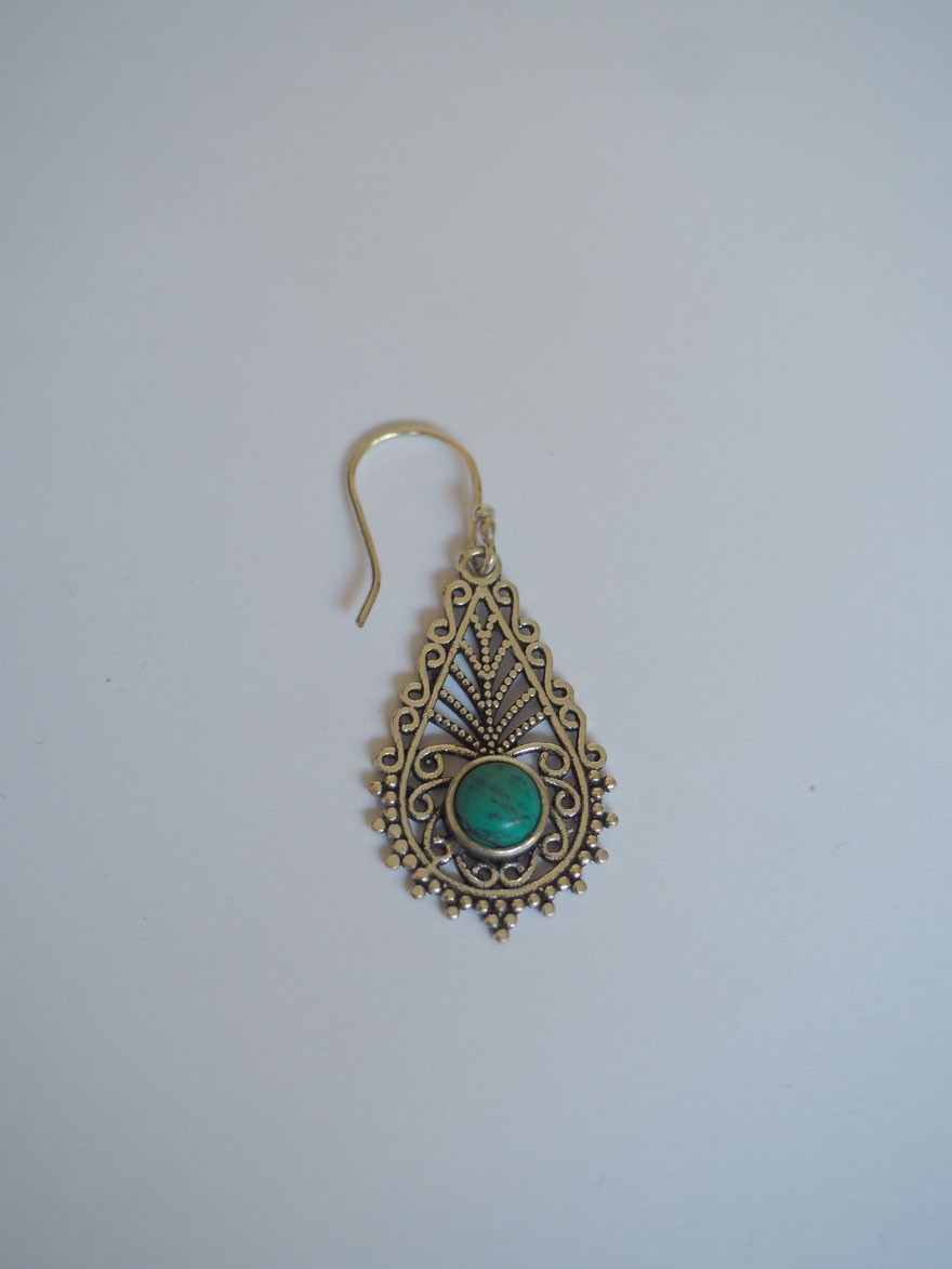 Boucle d'oreille argentée avec pierre naturelle Chrysocolle forme gouttes d'eau