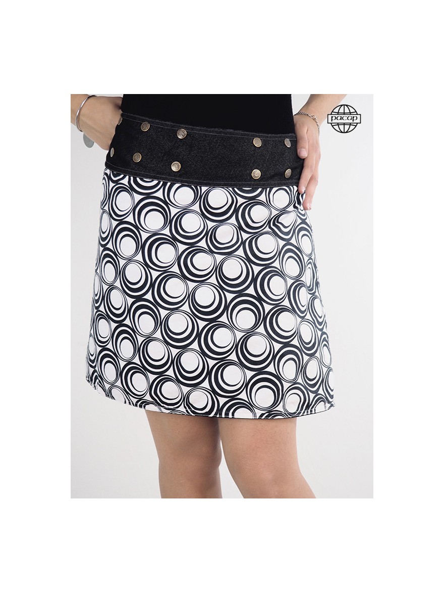 Jupe genoux rerversible à poche imprimé digitale à motifs spirales haute qualité design cercle noir et blanc HD