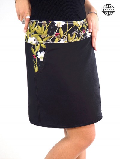 jupe noire a fleurs et papillons été avec poche réversible qualité premium imprimé numerique sur ceinture noire ajustable