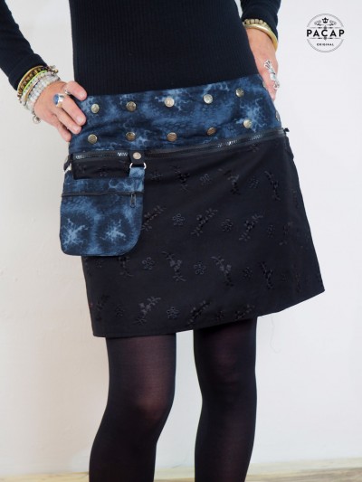 mini jupe portefeuille noire boutonnée coton couture fleurs brodée petite pochette zippée femme