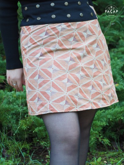 jupe marron en coton imprimé géometrique, jupe femme, jupe portefeuille, jupe droite, jup boutonnée