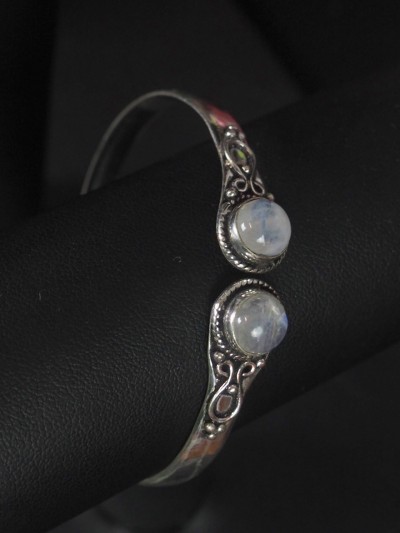 Ethnic adjustable friendship bracelet silver natural stone white moonstone