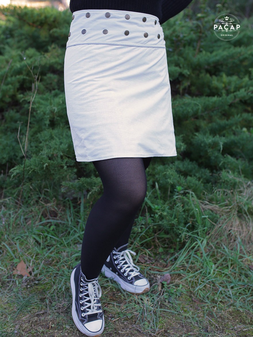 jupe femme en velours blanc, jupe portefeuille unicolore en velours, jupe blanche collant, jupe blanche taille unique,