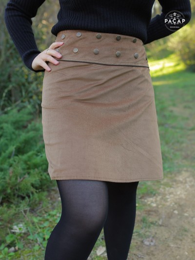 jupe velours marron pour femme unicolore texture peau de peche passepoil bouton pression coupe droite