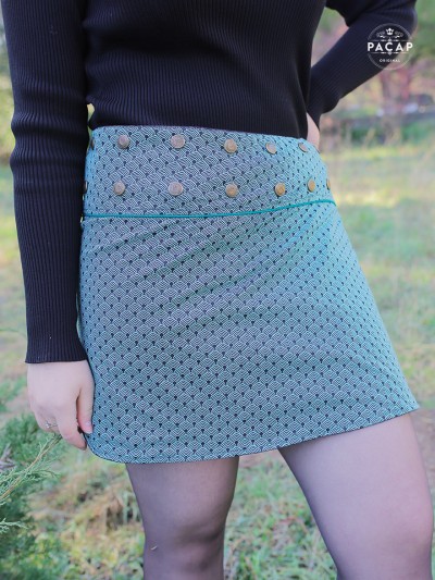 short wrap skirt geometric print belt piping