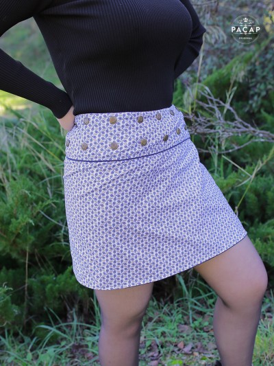short skirt micro printed pattern