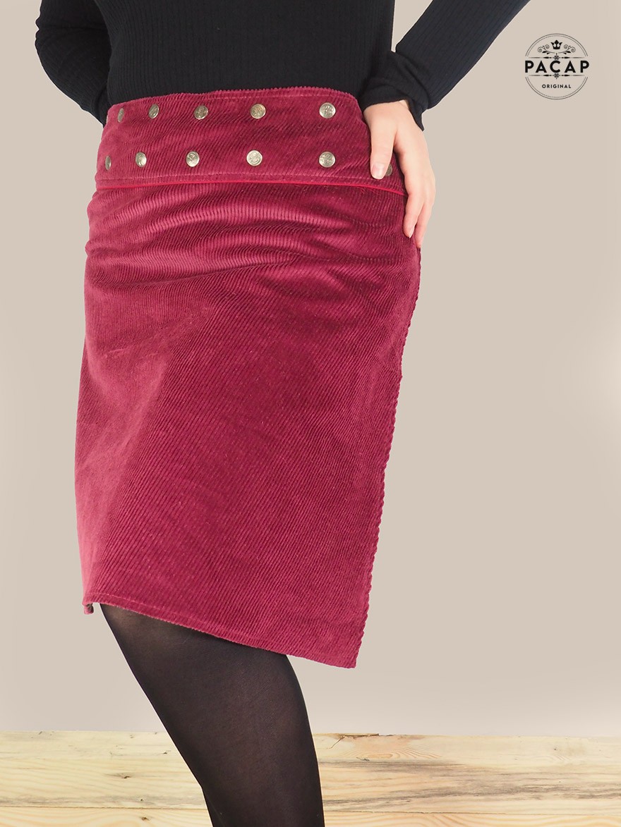 jupe rouge longue en velours ceinture passepoil