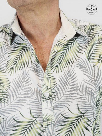 chemise a motif feuilles de palmiers