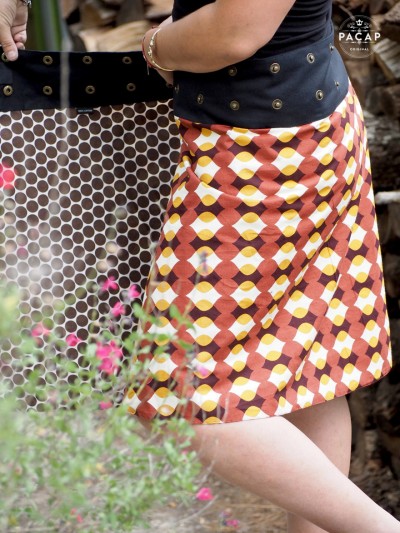 Women's reversible skirt with polka dot and geometric print on cotton