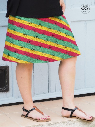 ethnic skirt in the color of african flags with a corn representing liberty and independence.