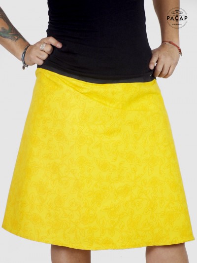 large women's yellow wrap skirt in printed cotton reversible