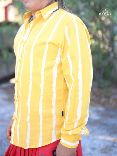 men's yellow striped shirt