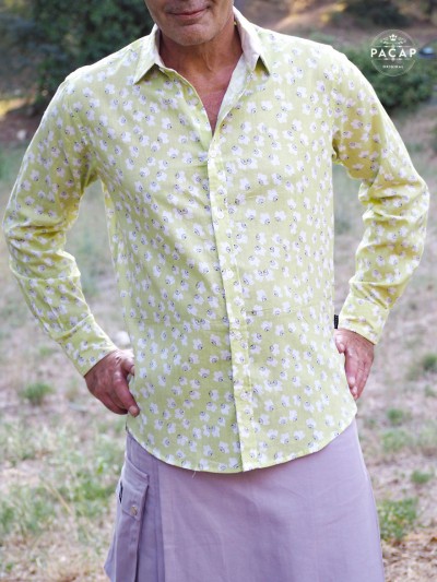 chemise polyvalente verte imprimée coton leger pour homme