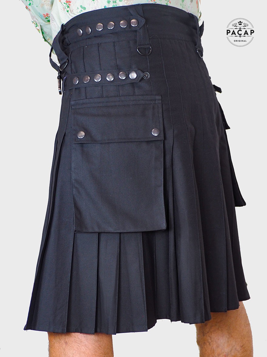 kilt sangles, kilt portefeuille, jupe noire homme, kilt crocket, tablier, anneaux, kilt plissée, kilt en twill, kilt sergé
