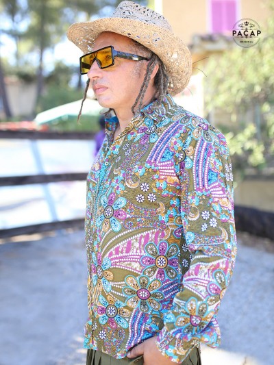 original atypical green long-sleeved shirt with floral motif and colorful cashmere for men