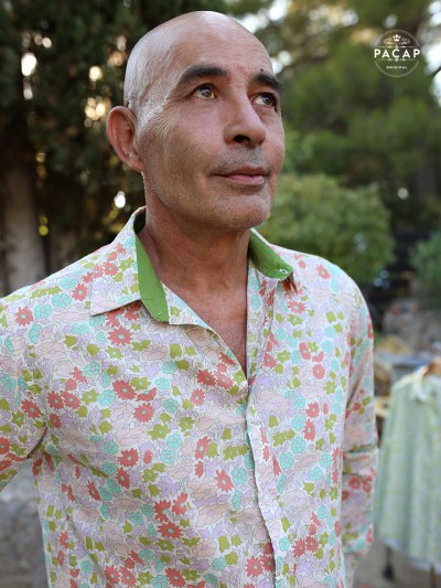 men's floral shirt with colorful printed light cotton lapels