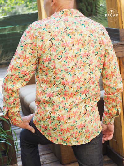 men's casual shirt ylang-ylang ylang print, mayotte, chemise comore, chemise voyage vacances, chemise verte a fleurs
