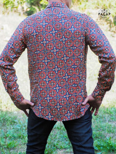 red and mauve ethnic shirt, atypical pattern, flowing shirt, casual, slim fit