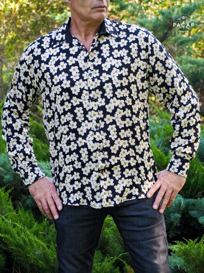 black shirt with white flowers, daisy shirt, long sleeve viscose shirt with floral pattern, chic floral shirt