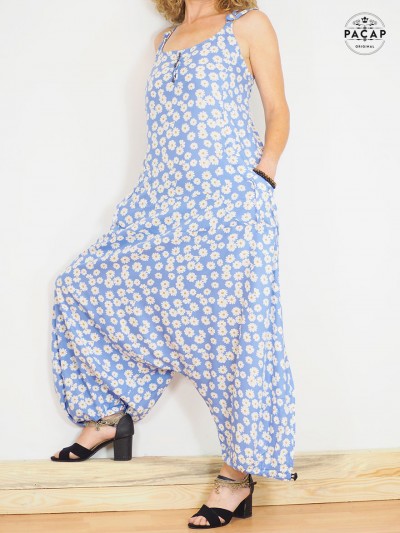 Salopette hippie bleue, combi harem femme taille unique, sarouel bleue claire a fleurs avec poche