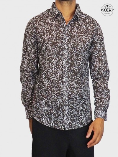 chemise sombre cintrée à petite fleurs à manches longues,  chemise noire liberty manche longue bouton pression