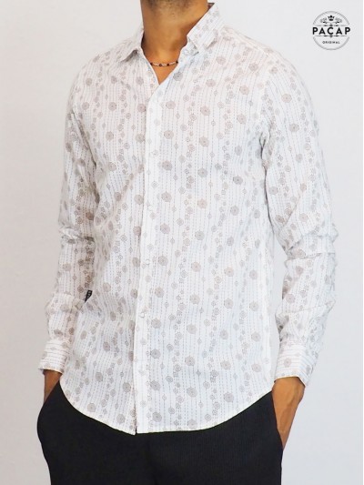 chemise ajustée blanche atypique manches longues, chemise bureau, chemise travail habillée, chemise formelle imprimée