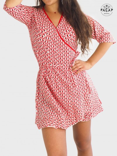 Robe portefeuille rouge, robe courte femme, robe cache-cœur a nouer, robe été femme, robe à wrap à volants