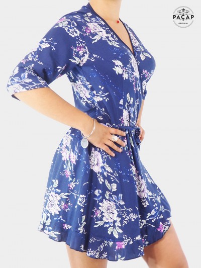 robe portefeuille bleue, robe courte bleue femme, robe à nouer, robe été, robe cache coeur à fleurs