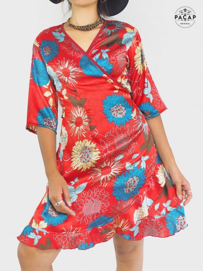 robe rouge portefeuille, robe cache coeur femme soie rouge, robe courte volant satinée à nouer femme