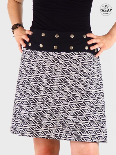 jupe ethnique noire  et blanche, taille unique, jupe viscose, jupe rayonne, jupe chevron, jupe africaine, jupe bohème